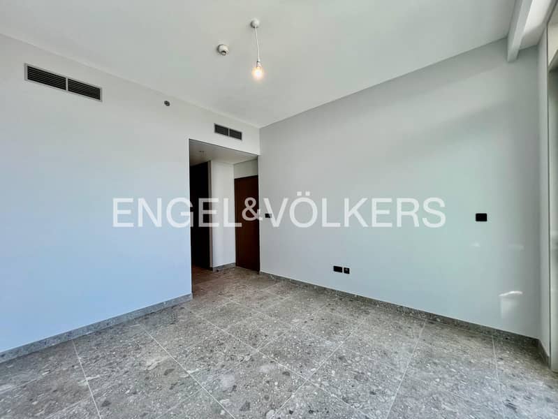 Exclusive | High Floor | Boulevard View - Image 13