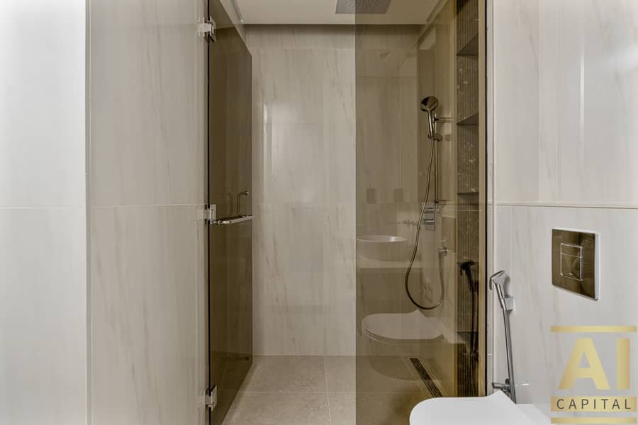 Great Amenities | High Floor | Spacious Layout - Image 11