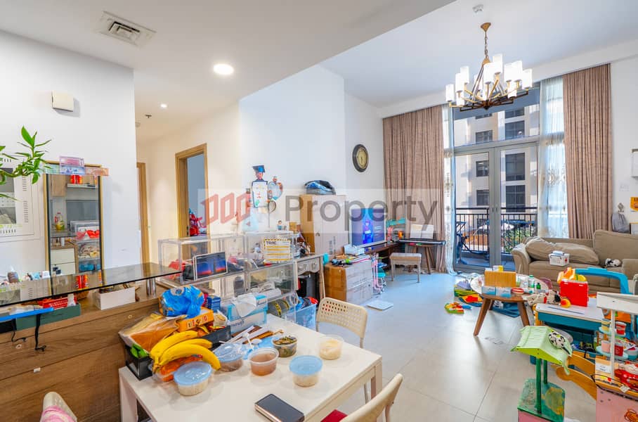 Pool View | Prime Location | Great Investment - Image 9