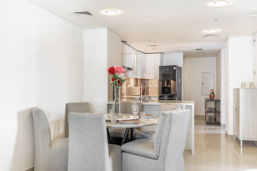 Winter Rate | Luxury Living | Panoramic Marina & Sea Views - Image 8