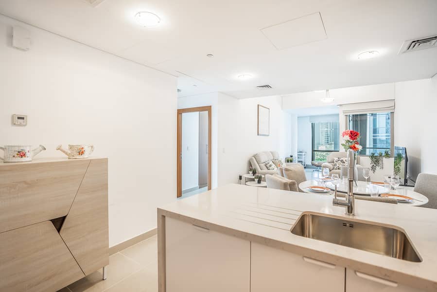 Winter Rate | Luxury Living | Panoramic Marina & Sea Views - Image 9