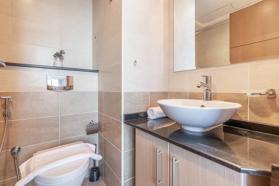 Winter Rate | Luxury Living | Panoramic Marina & Sea Views - Image 26