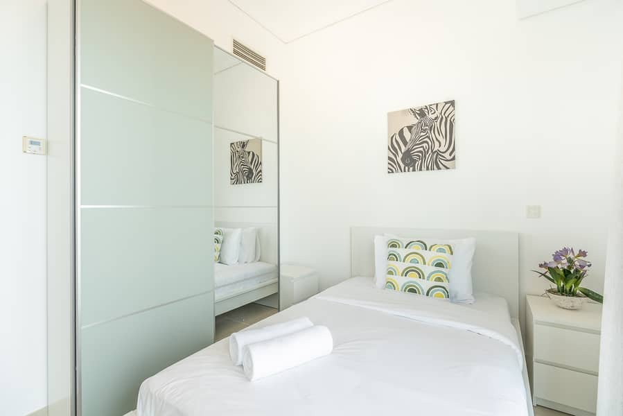 Winter Rate | Luxury Living | Panoramic Marina & Sea Views - Image 27