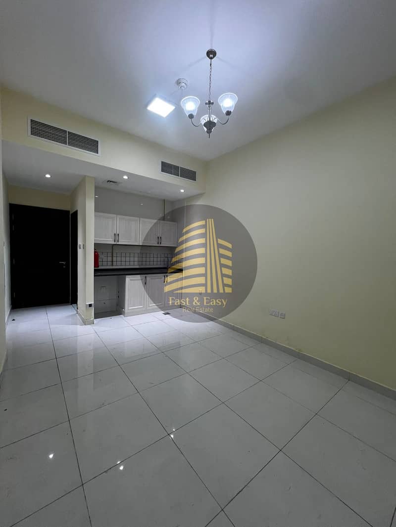 Residential Building for Rent | Al Shaab Colony, Hor Al Anz | Prime Location Near Metro