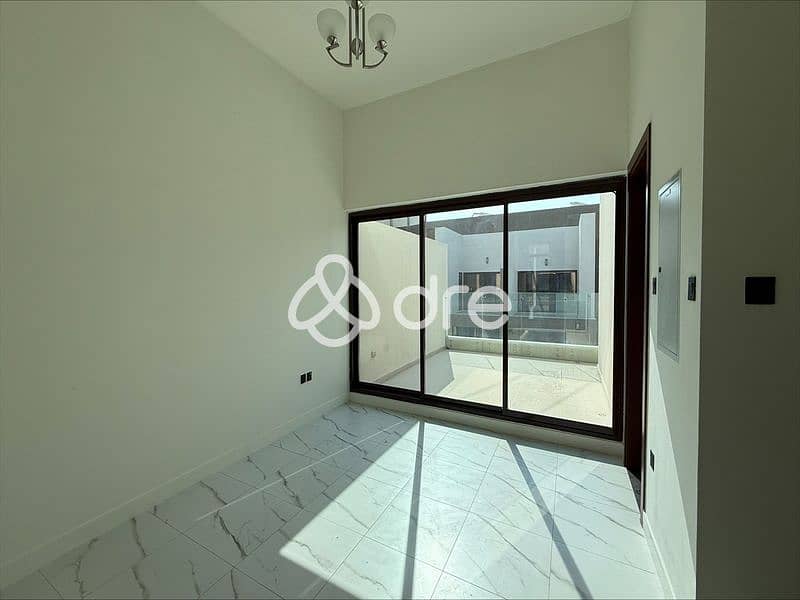 Mid-Unit | Ready to Move In | Best Price