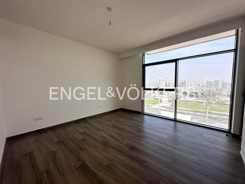 Single Row | Elevated Location | Type E - Image 8