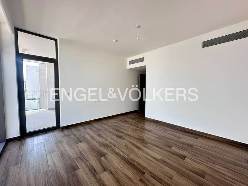 Single Row | Elevated Location | Type E - Image 12