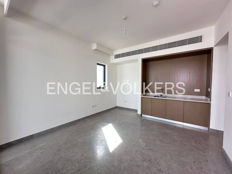 Single Row | Elevated Location | Type E - Image 13