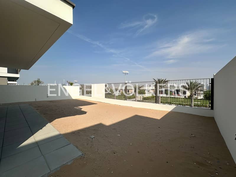 Single Row | Elevated Location | Type E - Image 19