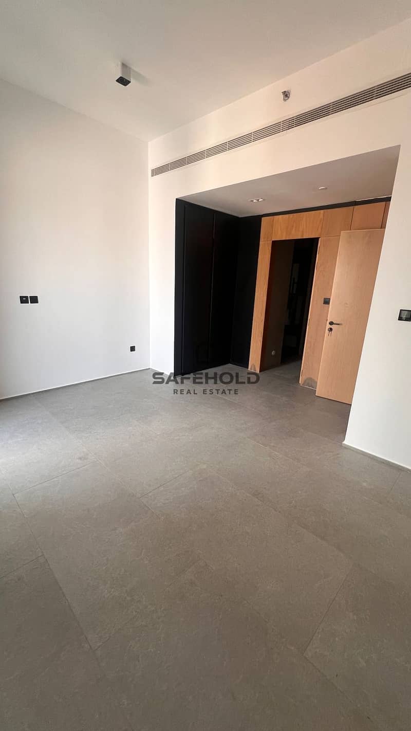 Spacious 2BR with 2 Bathrooms | Huge Layout | Prime Location