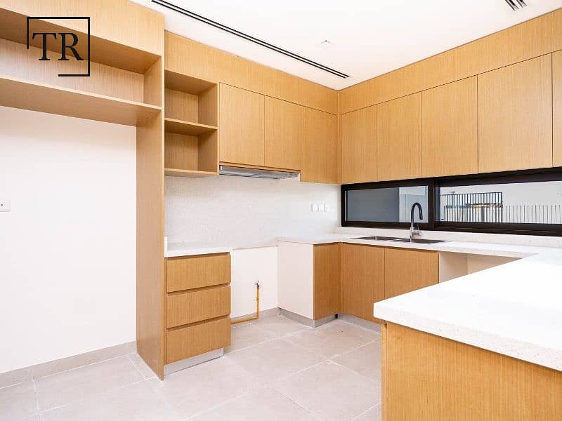 Community Views | Maids Ensuite | Spacious Layout - Image 6