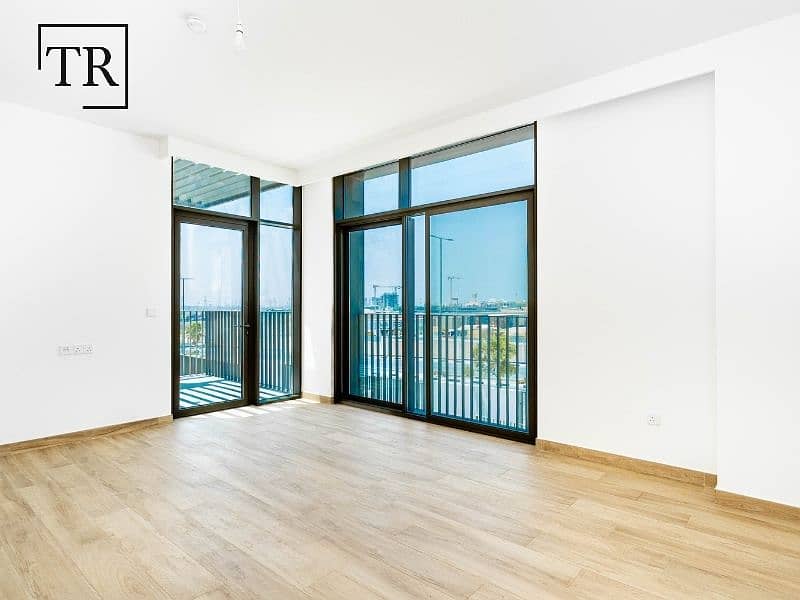 Community Views | Maids Ensuite | Spacious Layout - Image 12