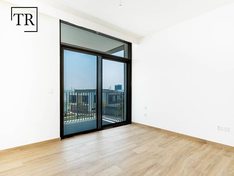 Community Views | Maids Ensuite | Spacious Layout - Image 20