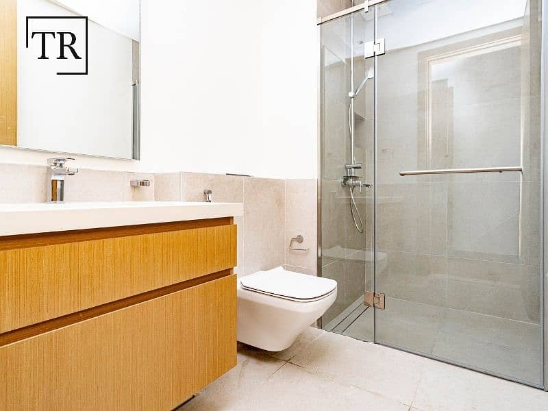 Community Views | Maids Ensuite | Spacious Layout - Image 23