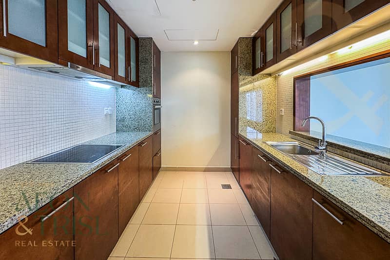 Downtown Luxury | 2BR | Burj Khalifa Views - Image 11