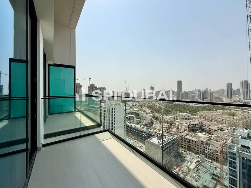 HIGH FLOOR / SPACIOUS UNIT / READY TO MOVE