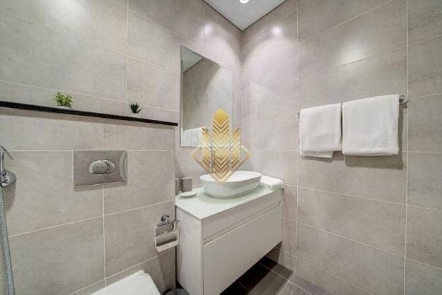 Chic and Cozy Studio | High Floor | Stunning View - Image 9