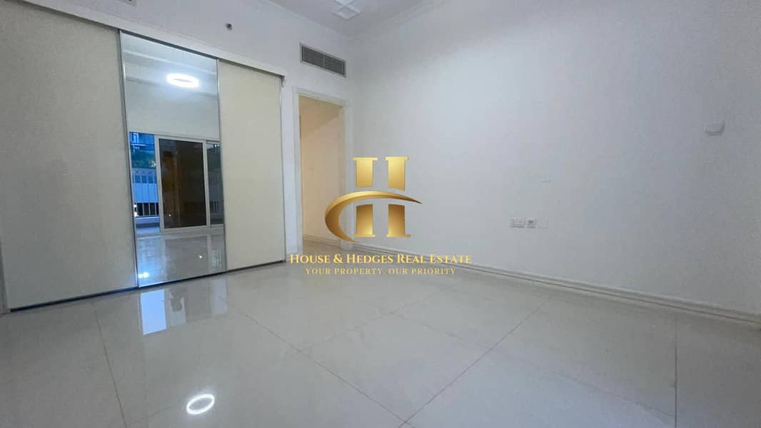 Bigger Layout | Ready To Move | Prime Location - Image 7