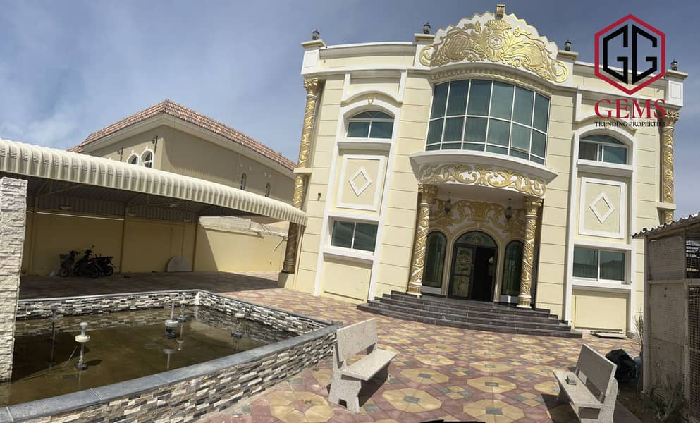 SPACIOUS | ELEGANT | SERVANT BLOCK | HUGE GARDEN