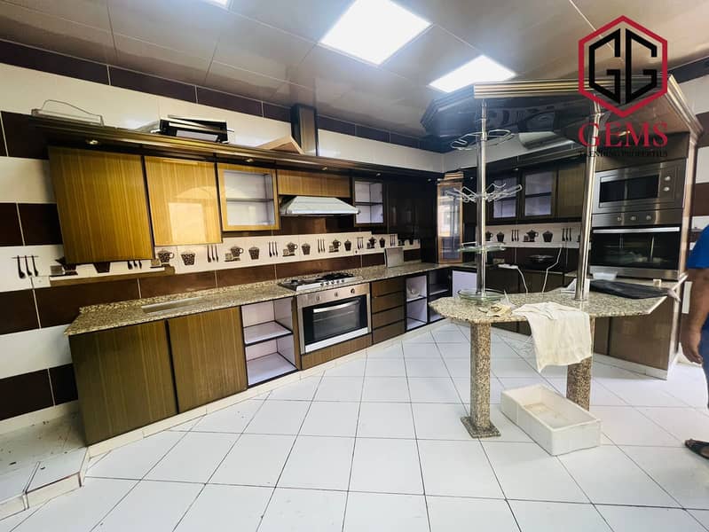 SPACIOUS | ELEGANT | SERVANT BLOCK | HUGE GARDEN - Image 16