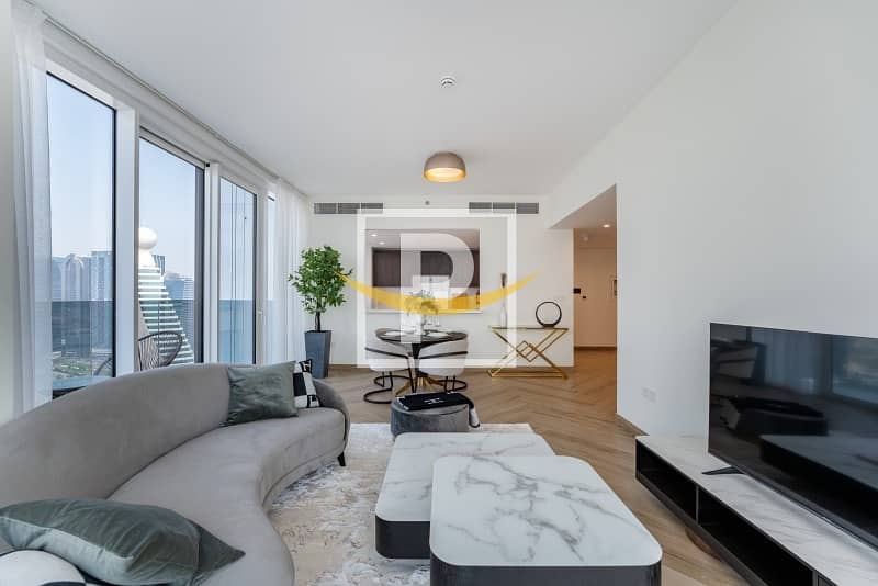 Luxury Apartment in The Heart of Dubai | Book Now