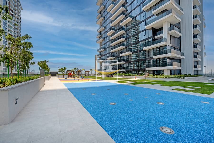 Luxury Apartment in The Heart of Dubai | Book Now - Image 26