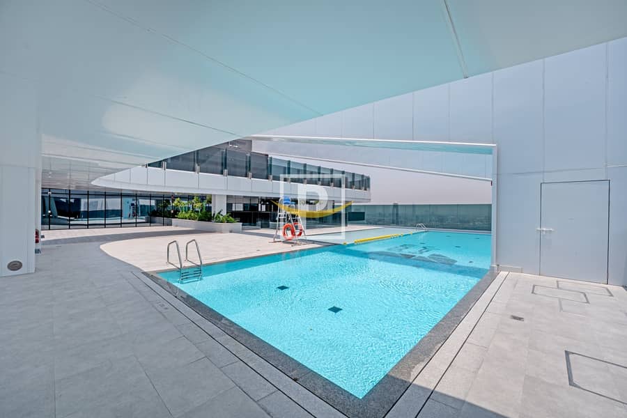 Luxury Apartment in The Heart of Dubai | Book Now - Image 35