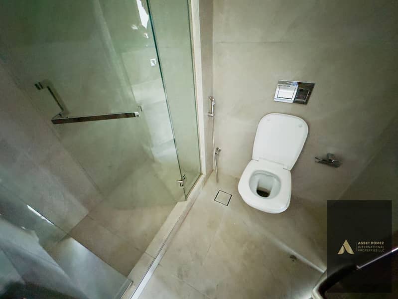 Burj Khalifa Views, Modern And Spacious 1BHK in SOL, - Image 9