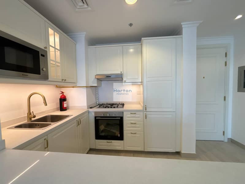 BRAND NEW I SEPARATE WASHING AREA I NEAR 5 STAR