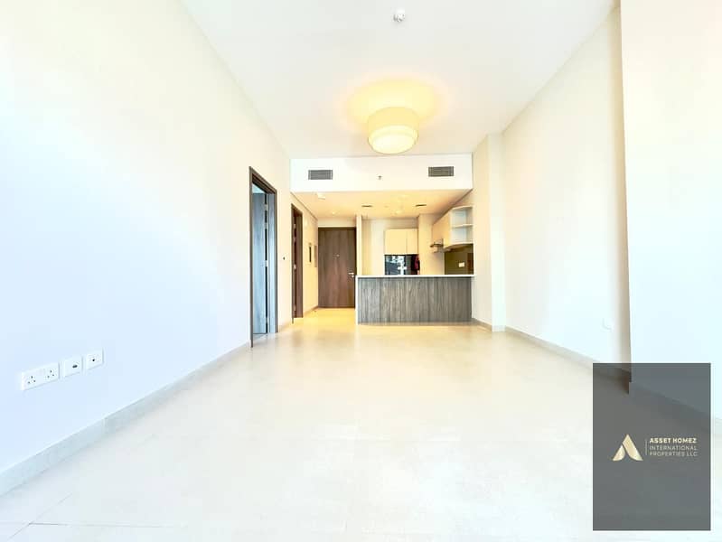 Spacious 1BHK, Burj Views, Great Location