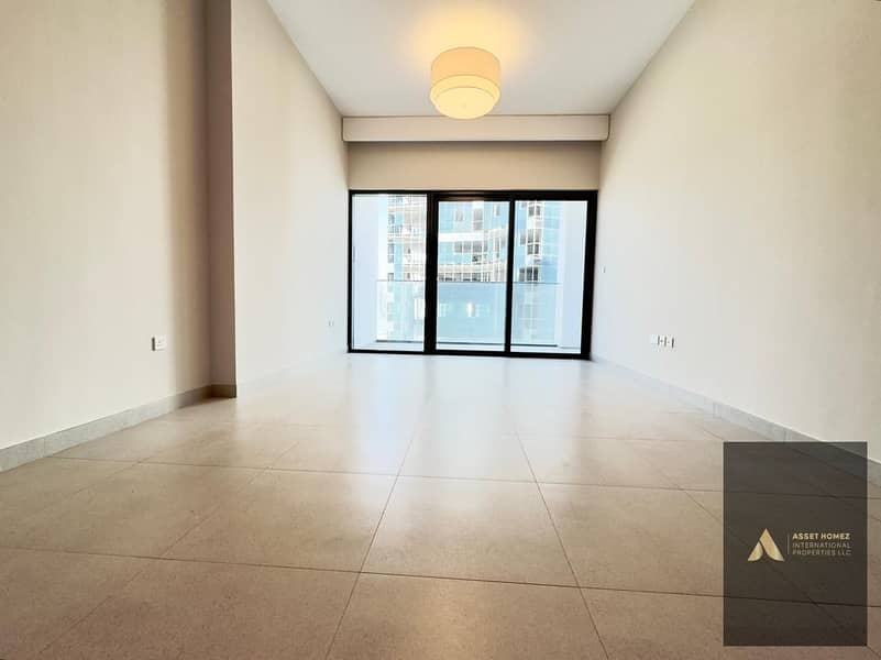 Spacious 1BHK, Burj Views, Great Location