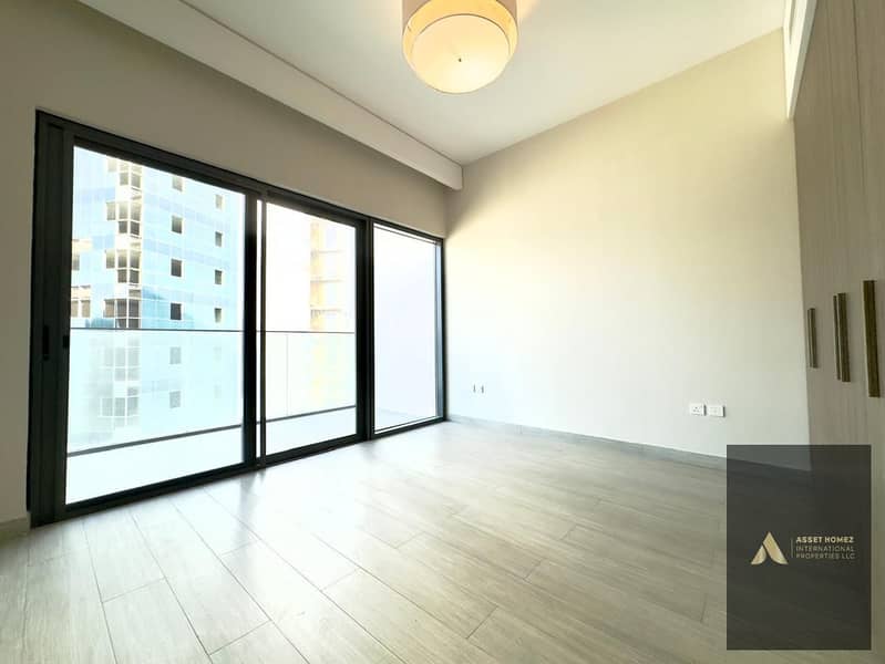 Spacious 1BHK, Burj Views, Great Location - Image 7