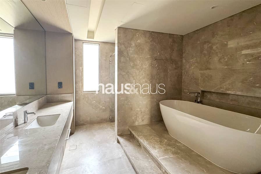 Private Pool | Internal Location | Type D1 - Image 13