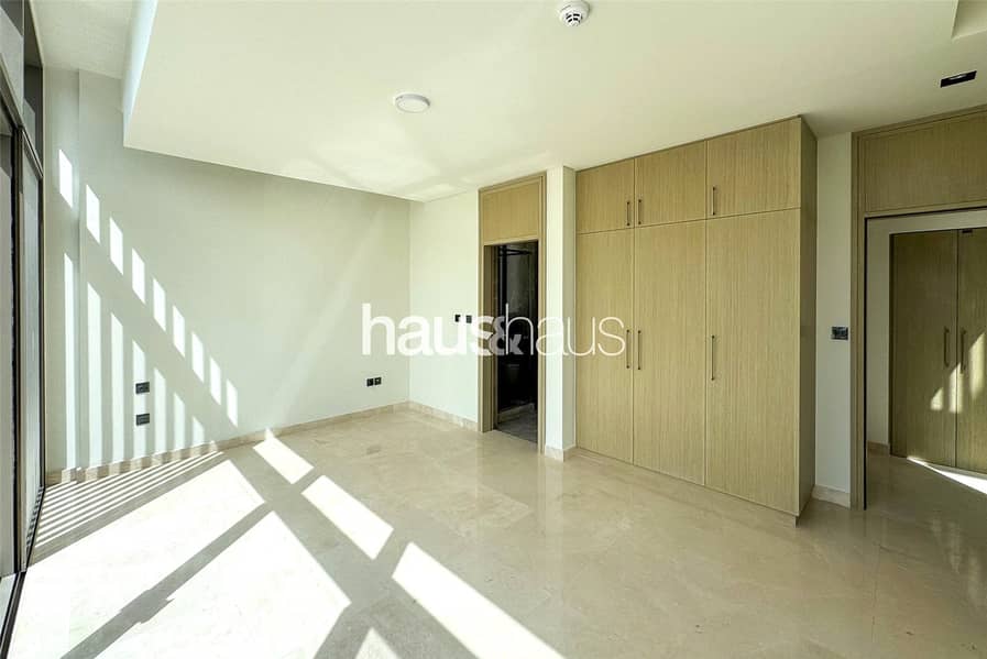 Private Pool | Internal Location | Type D1 - Image 21