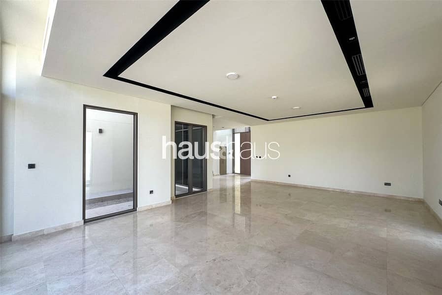 Private Pool | Internal Location | Type D1 - Image 24