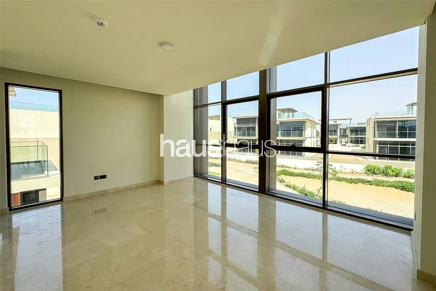 Private Pool | Internal Location | Type D1 - Image 31