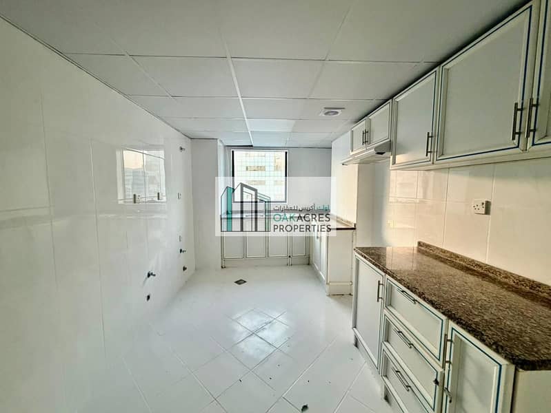 Walkable From metro 2 BHK With Maid Room Kabayan sharing Allowed - Image 7