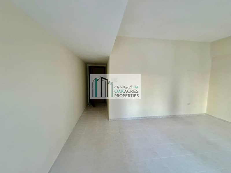 Spacious 3 BHK with Maids Family Sharing allowed - Image 9