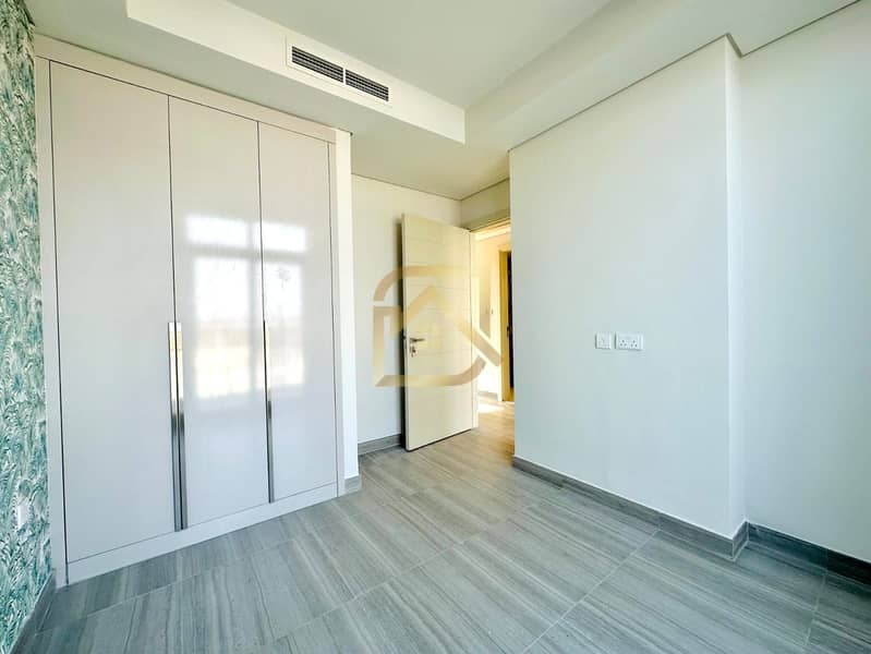 3 bed | Coveted Lifestyle | Convenient Living