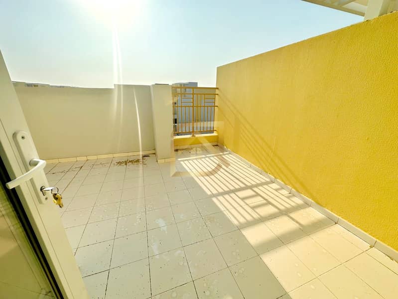 3 bed | Coveted Lifestyle | Convenient Living - Image 21