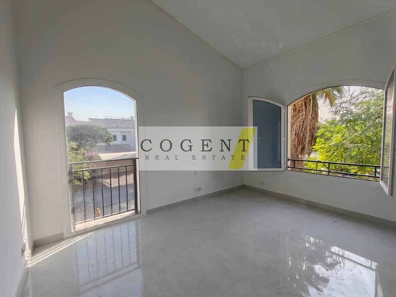 RARE GEM IN HIGHLY POPULAR MOTOR CITY COMMUNITY - BE QUICK!