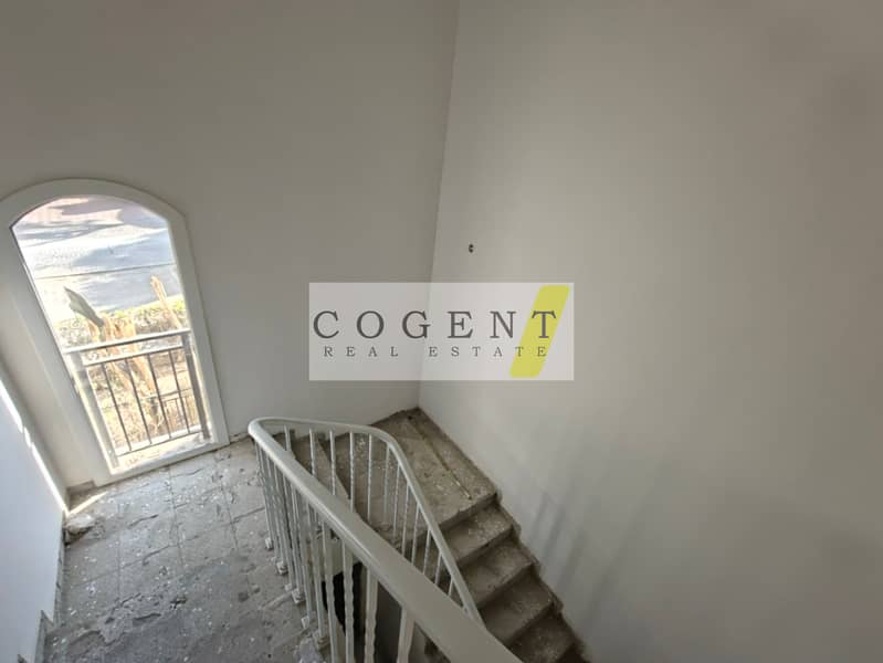 RARE GEM IN HIGHLY POPULAR MOTOR CITY COMMUNITY - BE QUICK! - Image 6