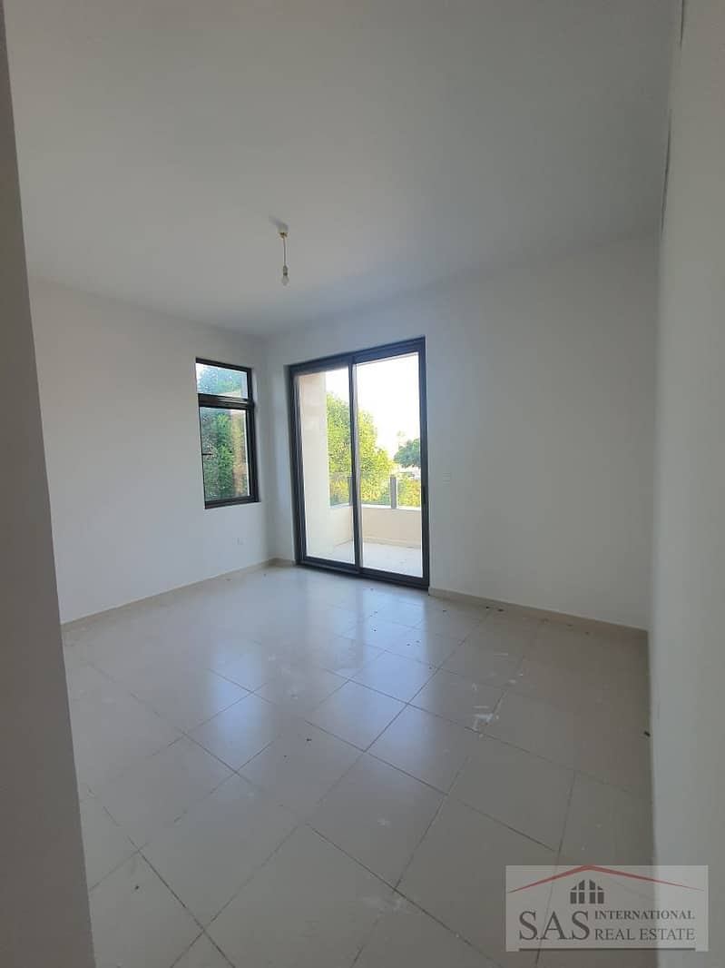 Type H | Study & Maid’s Room Included | Corner Unit | Excellent Location - Image 11