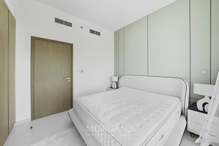 Brand New | Palm View | Spacious Layout - Image 17