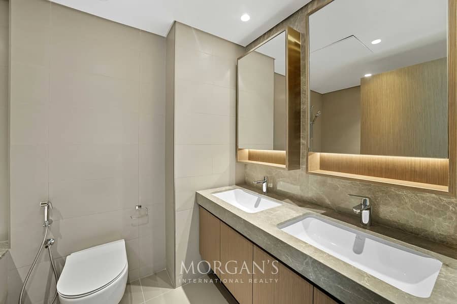 Brand New | Palm View | Spacious Layout - Image 25