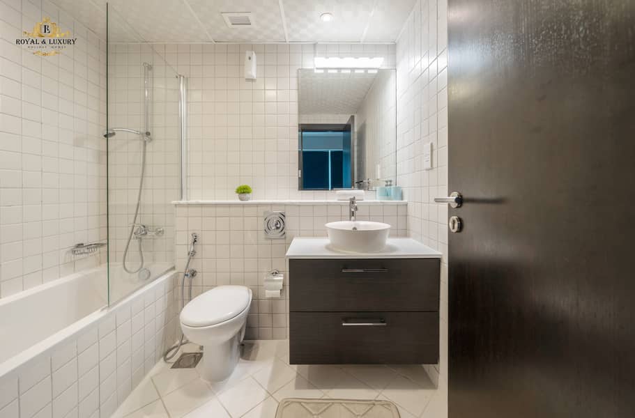 Move In Today: Waterfront View - All Bills Inclusive - Image 26