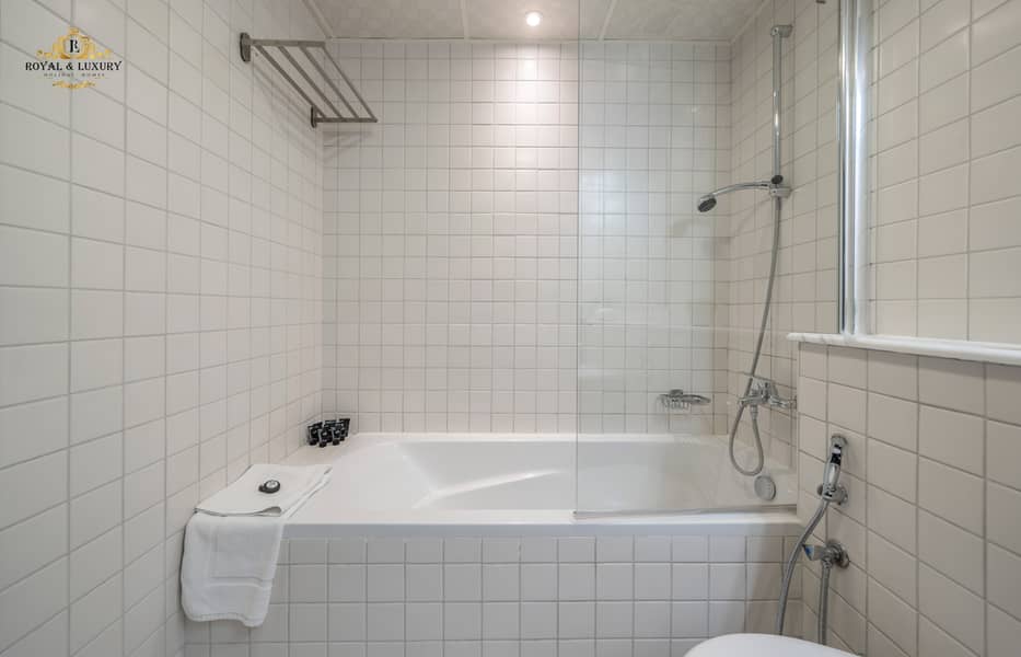 Move In Today: Waterfront View - All Bills Inclusive - Image 28