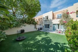 فیلا في الریم 2،الریم،المرابع العربية 3 غرف 6150000 درهم - 12924238