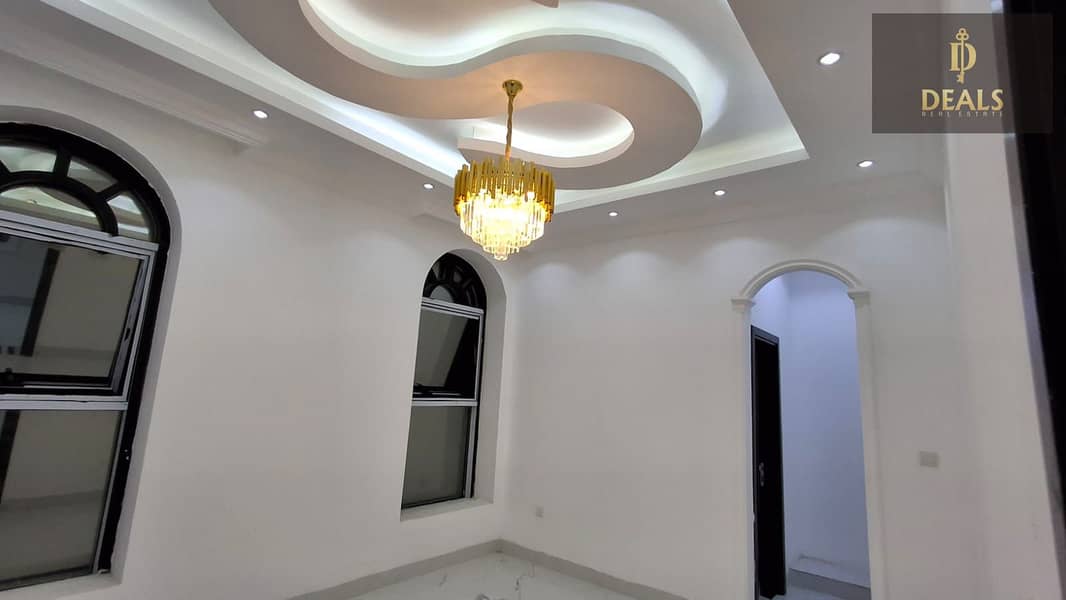 17 8815cbd9-fd24-49fc-8ceb-249e2e1b62c5. jpeg