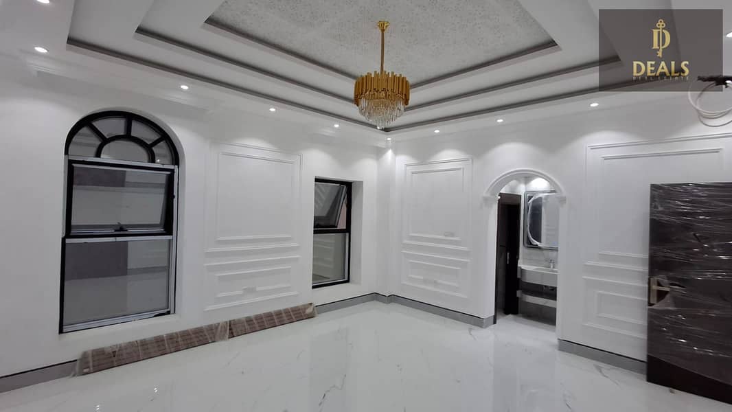 30 c950f389-2743-4ca6-9744-edc41cfe3ae5. jpeg